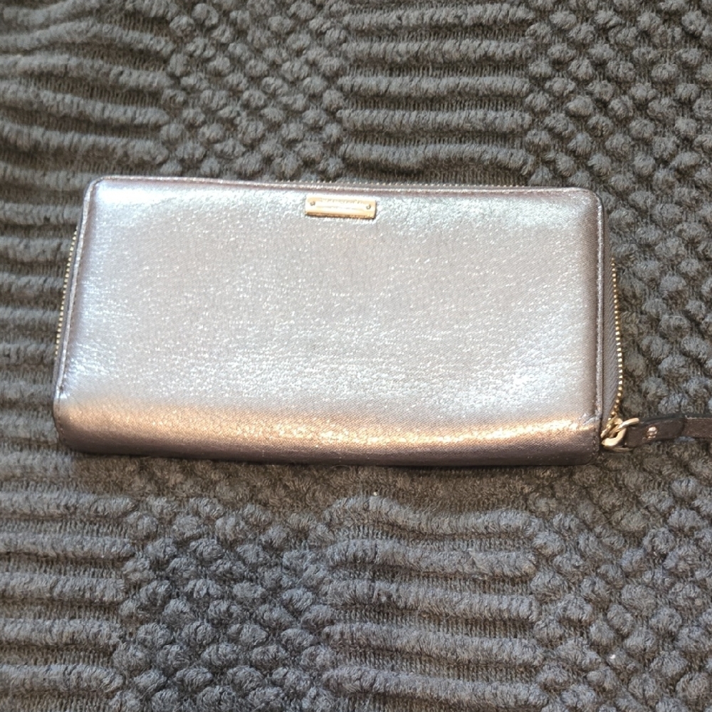 Kate Spade Gray‎ Elegant Silver Women's Wallet